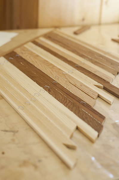 <em>cedar sculling shell<br><br>_____<br><br><br>northhouse folk school, grand marais   ::   fall 2013</em>